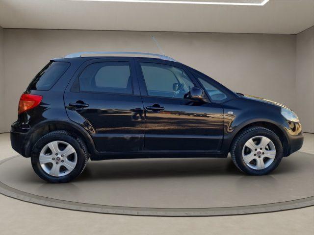 FIAT Sedici 1.9 MJT 4x4 Emotion