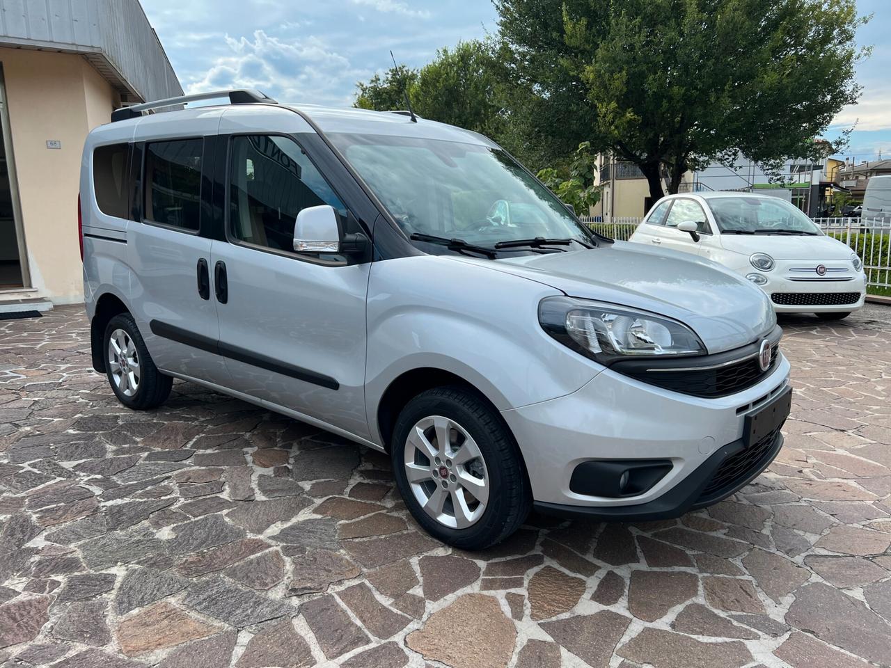 Fiat Doblo 1.4 T-Jet 16V Lounge