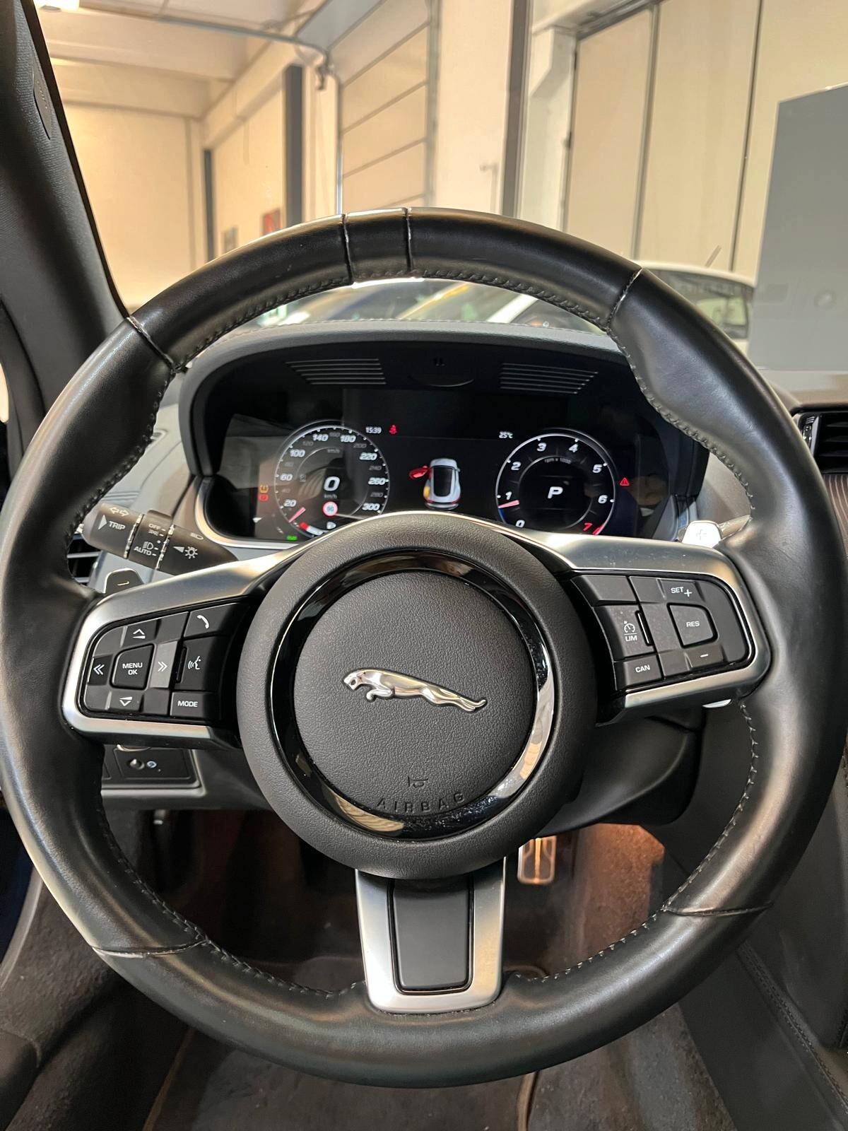 Jaguar F-Type