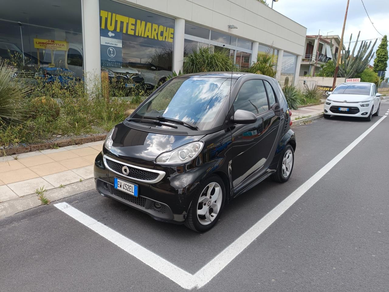 Smart ForTwo 1000 52 kW MHD coupé passion