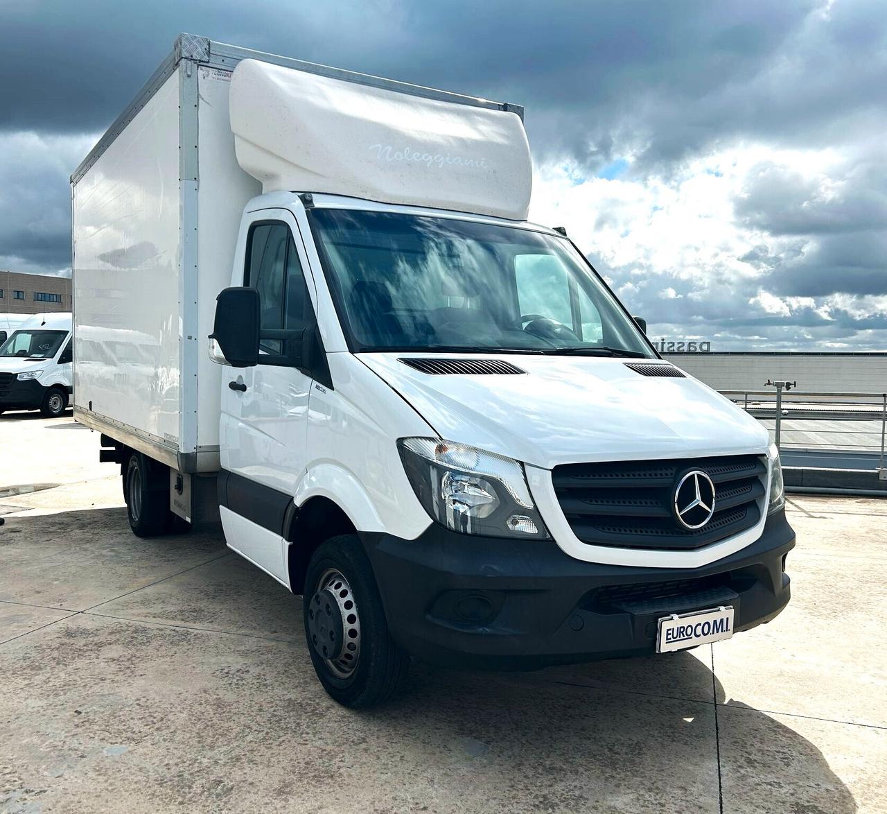 Mercedes Benz Sprinter 416 T 37/35 gemellato con Furgonatura