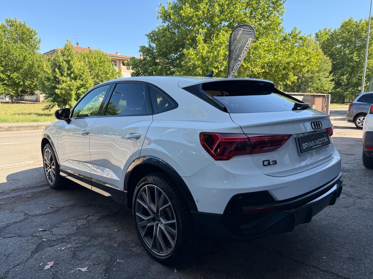 Audi Q3 SPB 45 TFSI e S tronic S line edition