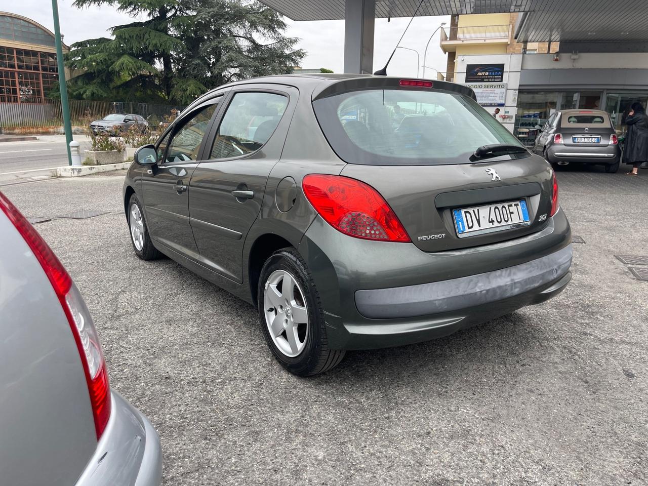 Peugeot 207 1.4 HDi 70CV 5p. XS
