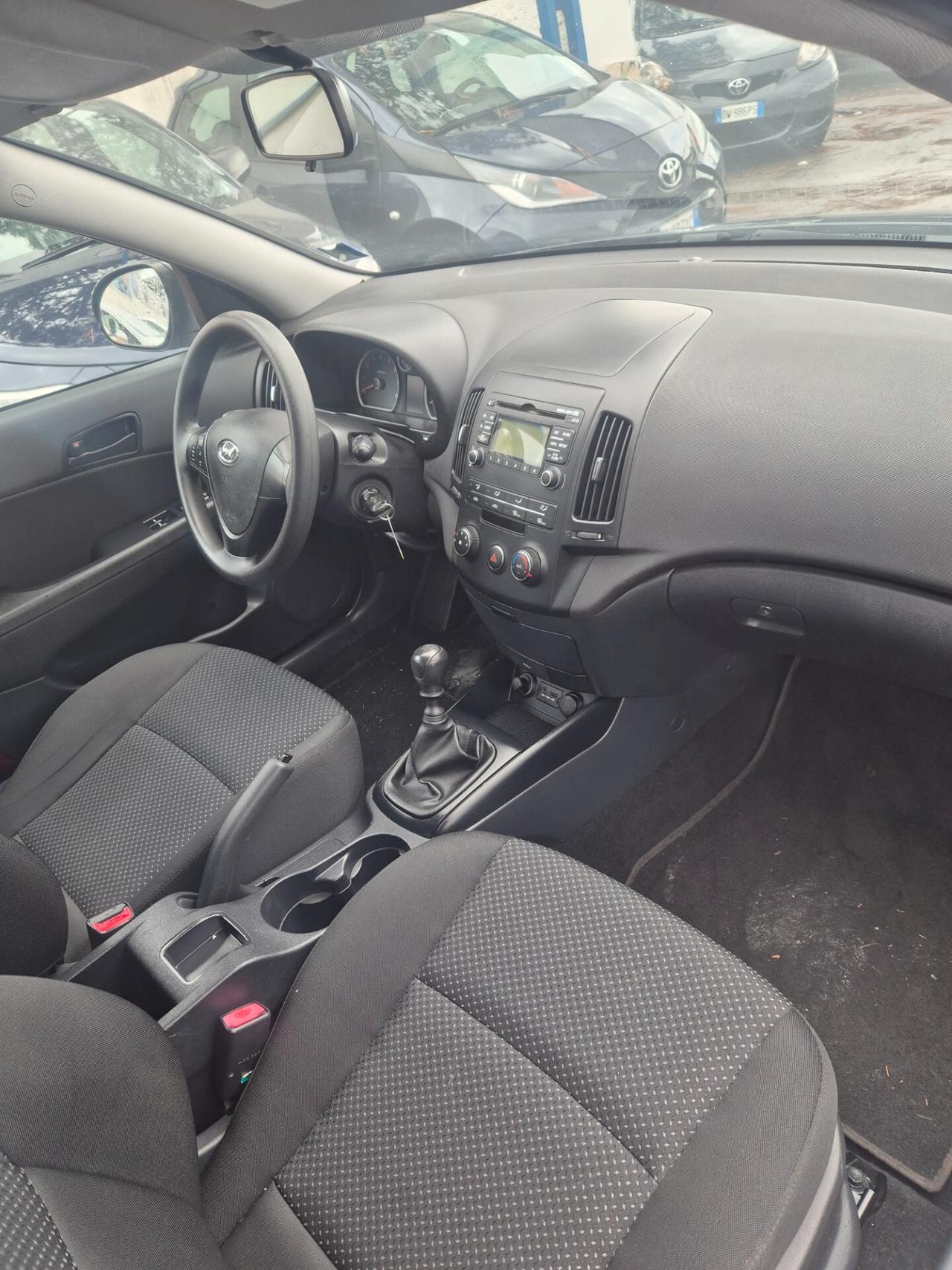 Hyundai i30 CW 1.4 Comfort unico proprietario 2010