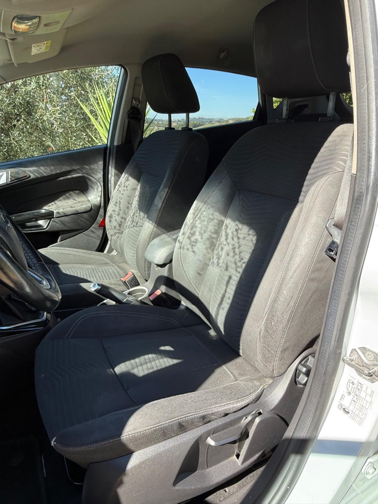 Ford Fiesta 1.4 5p. Bz.- GPL Titanium