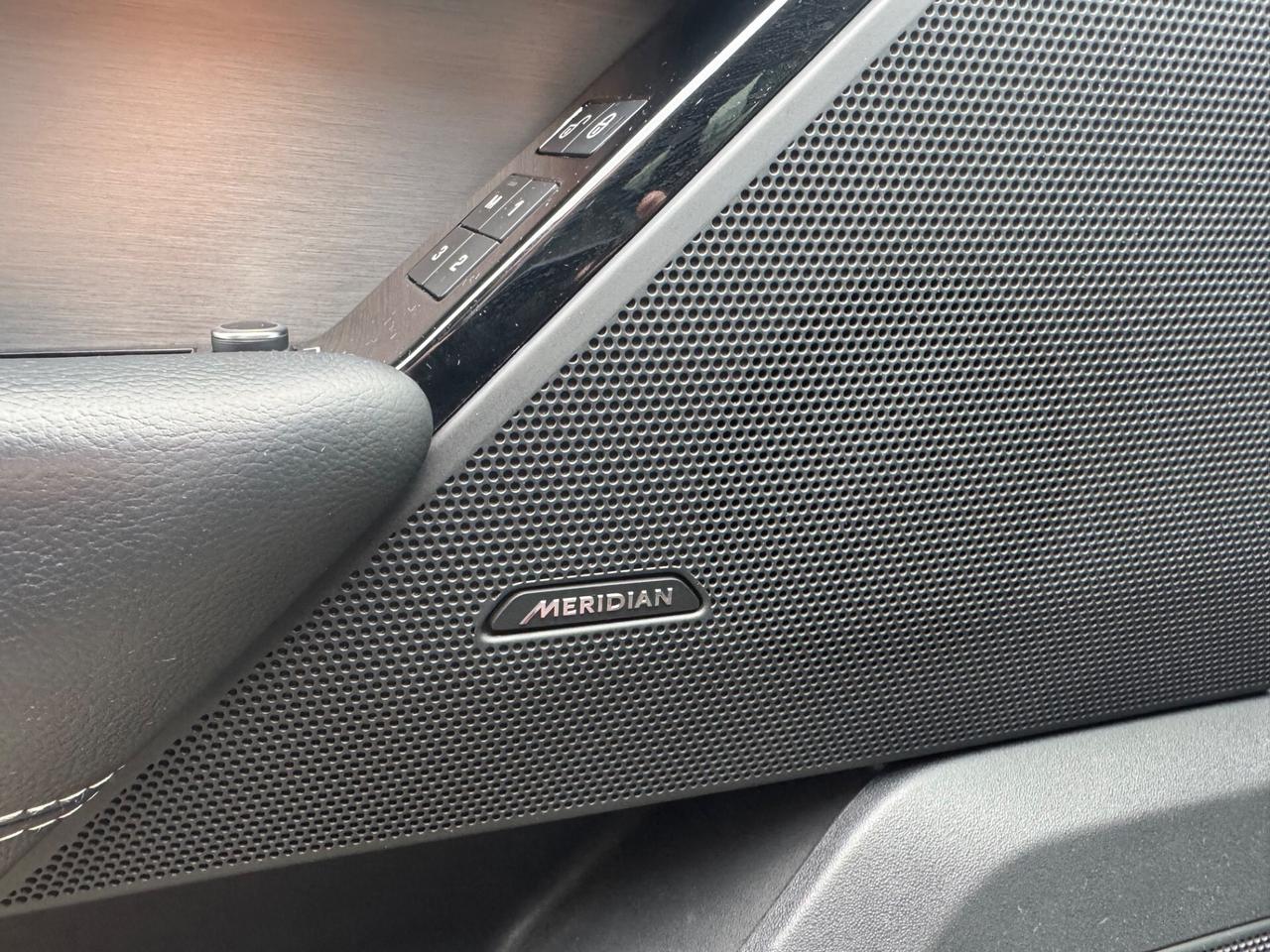 Land Rover Range Velar 2.0D I4 240 CV R-Dynamic S