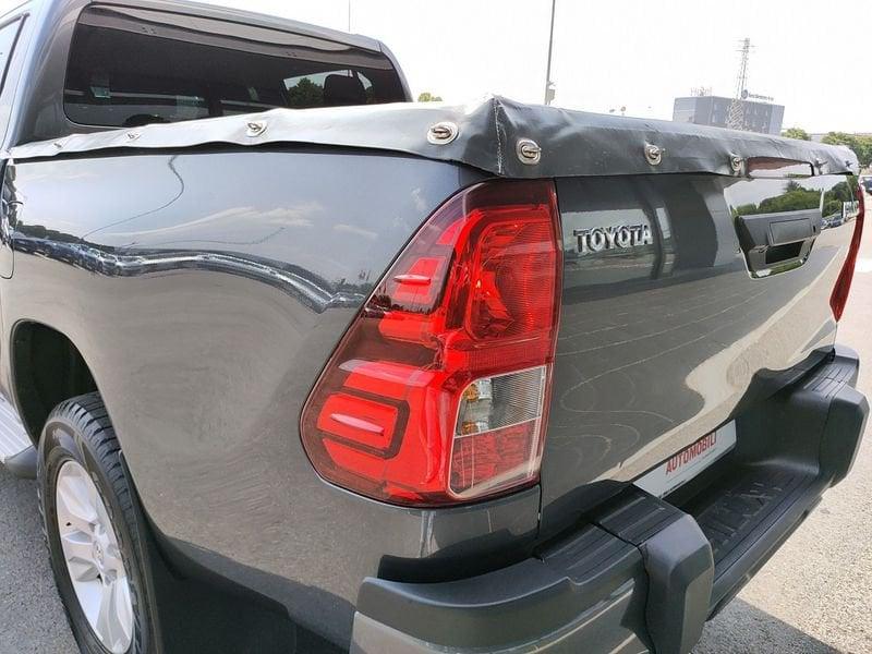 Toyota Hilux 2.4 D-4D 4WD 2 porte Chassis & Cab Comfort
