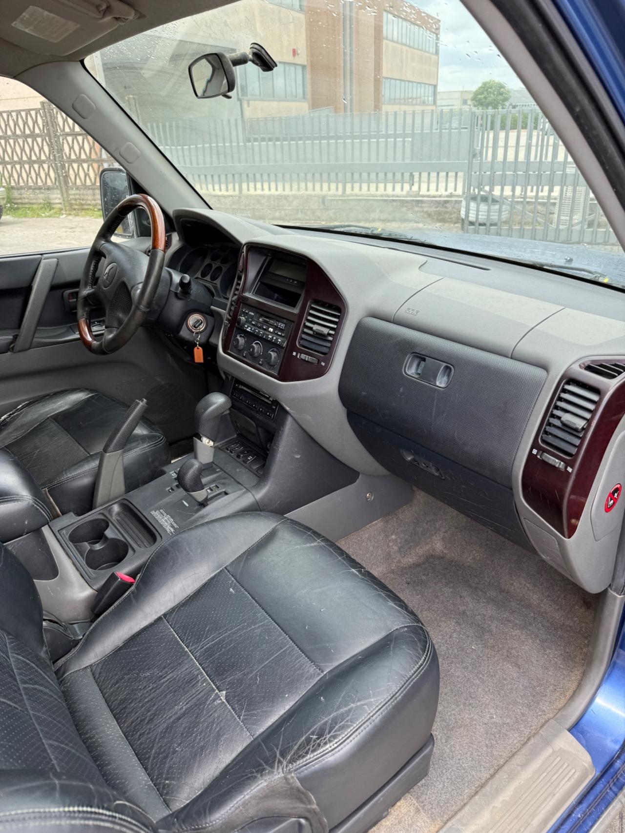 Mitsubishi Pajero 3.2 16V DI-D 3p. GLS