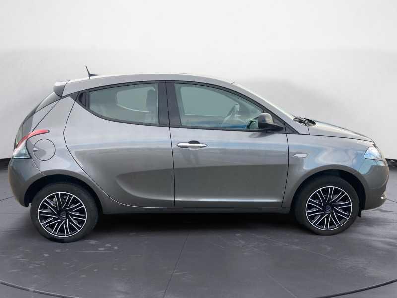 LANCIA Ypsilon 1.0 firefly hybrid Silver s&s 70cv