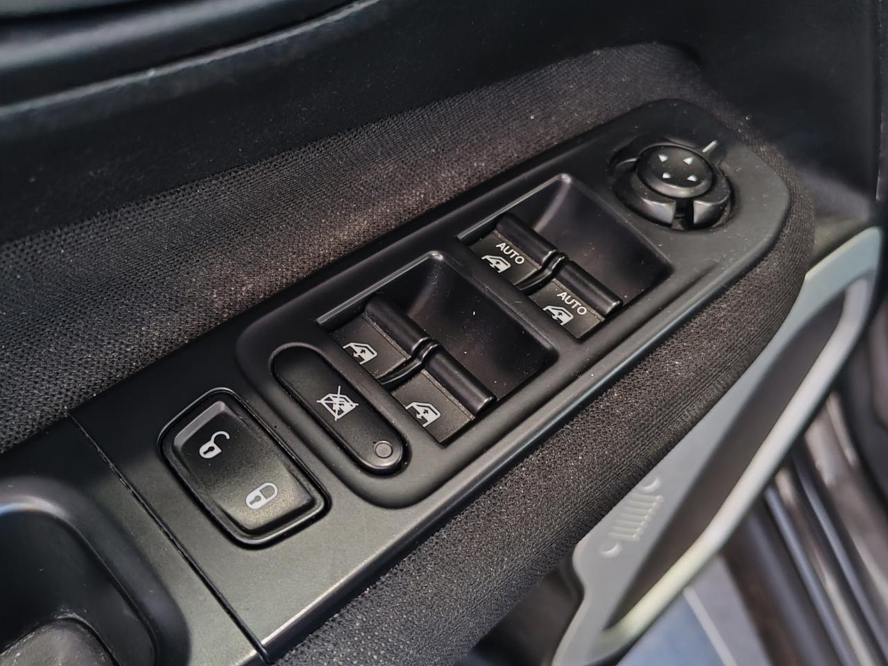 Jeep Renegade 1.6 E-TorQ EVO Longitude 2016