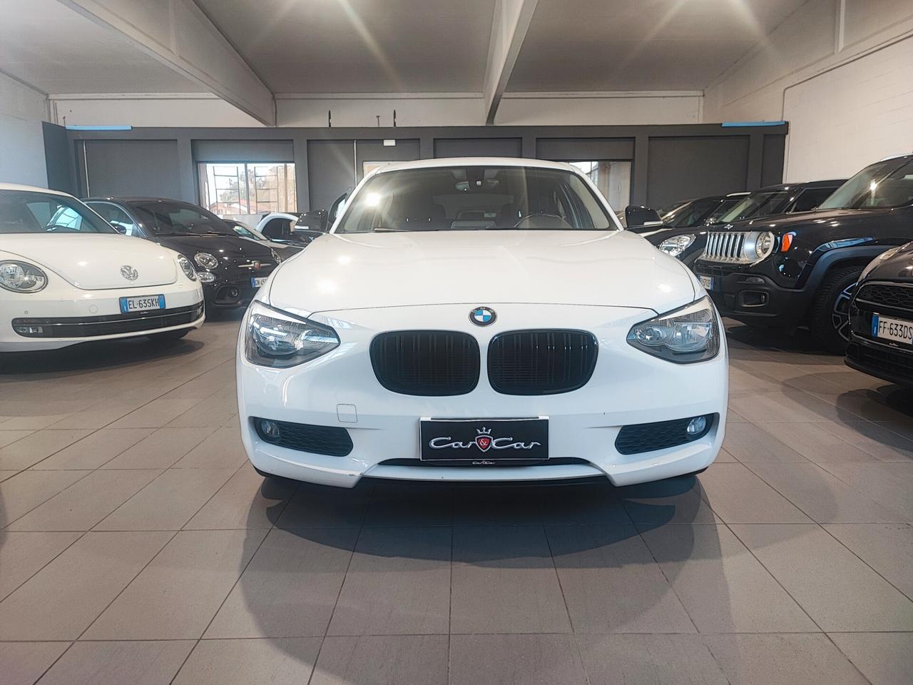 Bmw 118 118d 5p. Unique