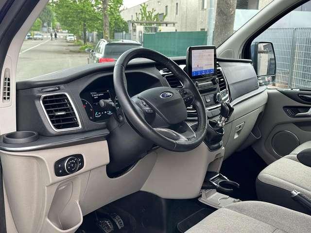 Ford Tourneo Custom 320 L1 H1 Titanium 2.0TDCi MHEV 130CV 9POSTI IVA!!