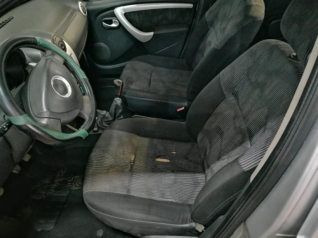 Dacia Sandero 1.4 8v 75cv GPL OK NEOPATENTATI