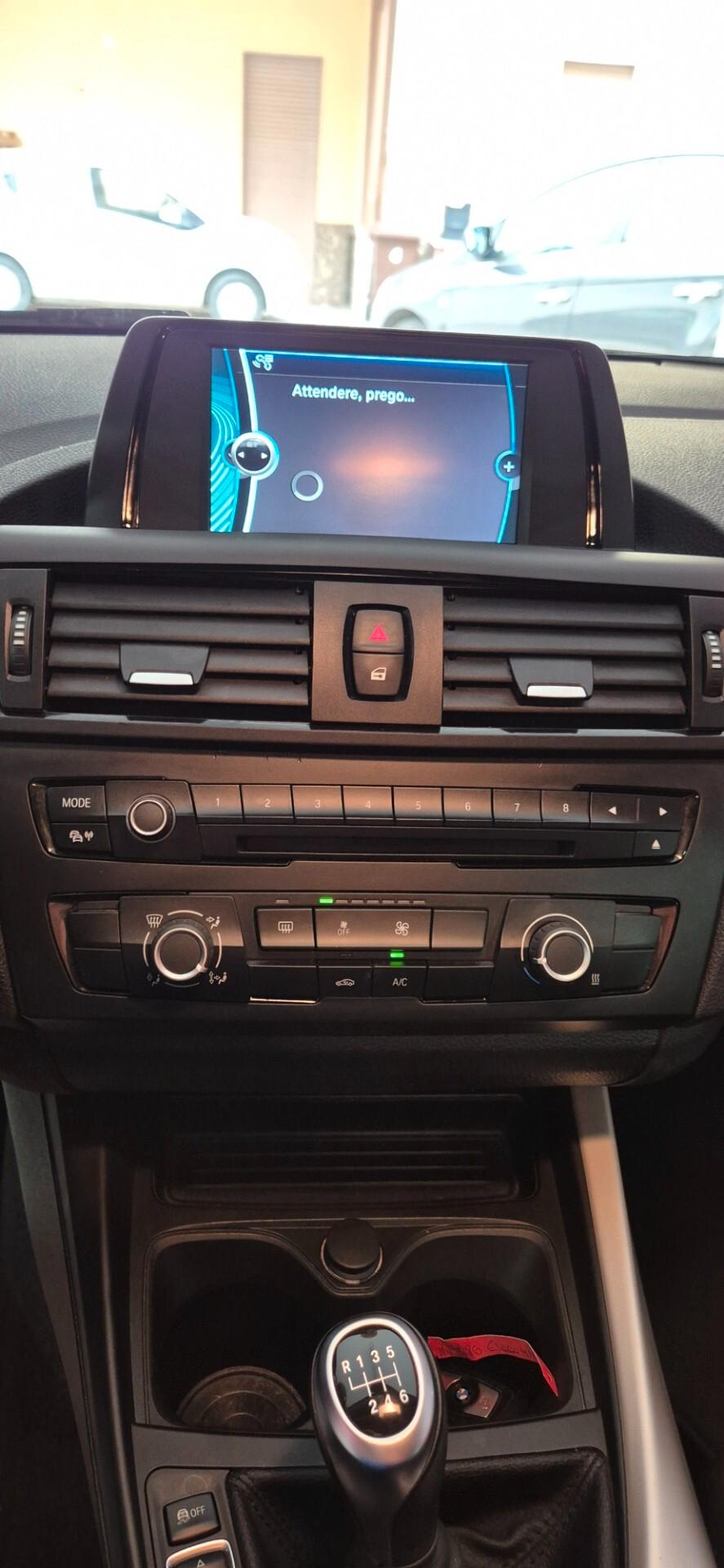Bmw 114 114d 5p. Unique