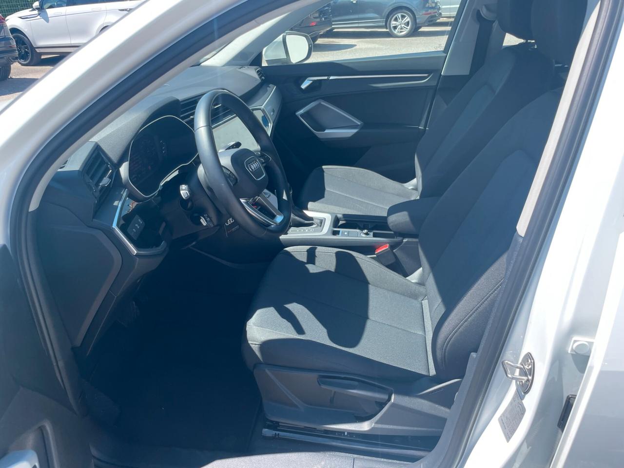 Audi Q3 SPB 35 TFSI Business Plus