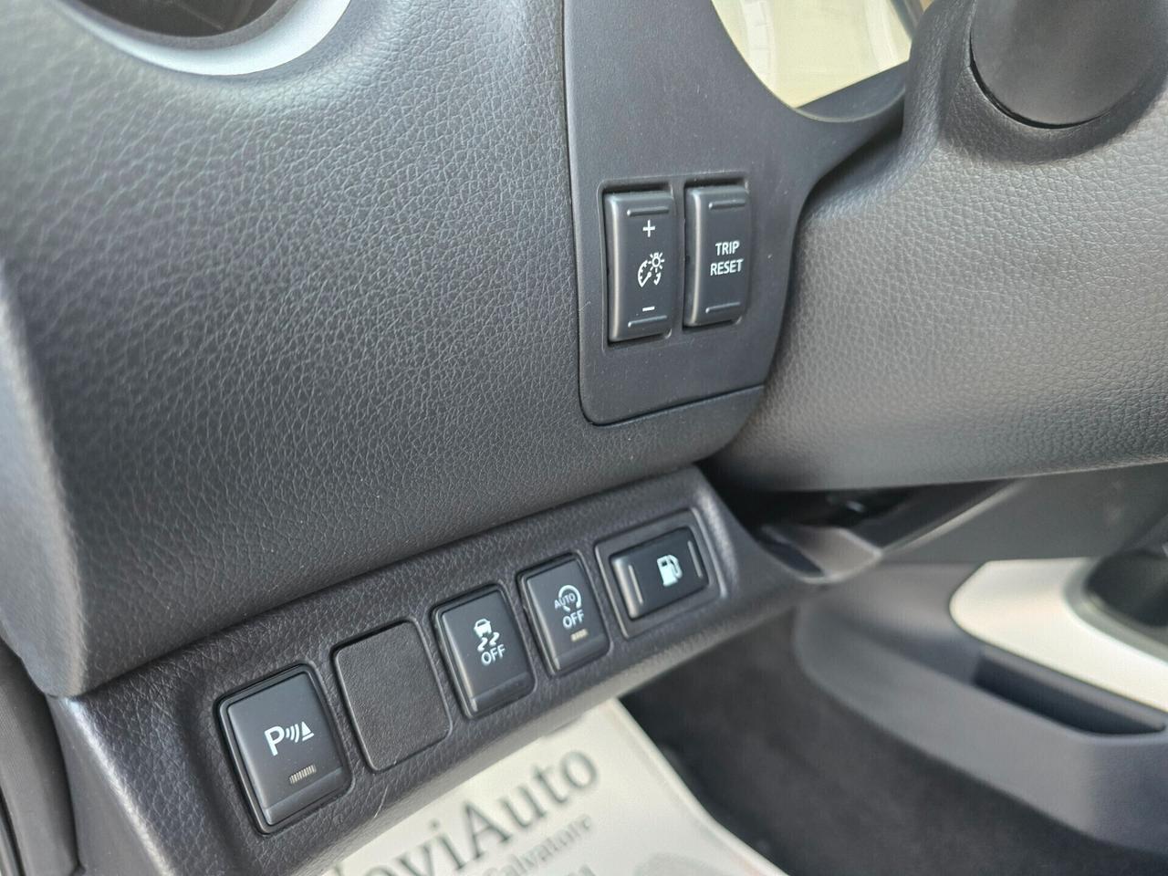Nissan Navara 2.3 dCi 190cv