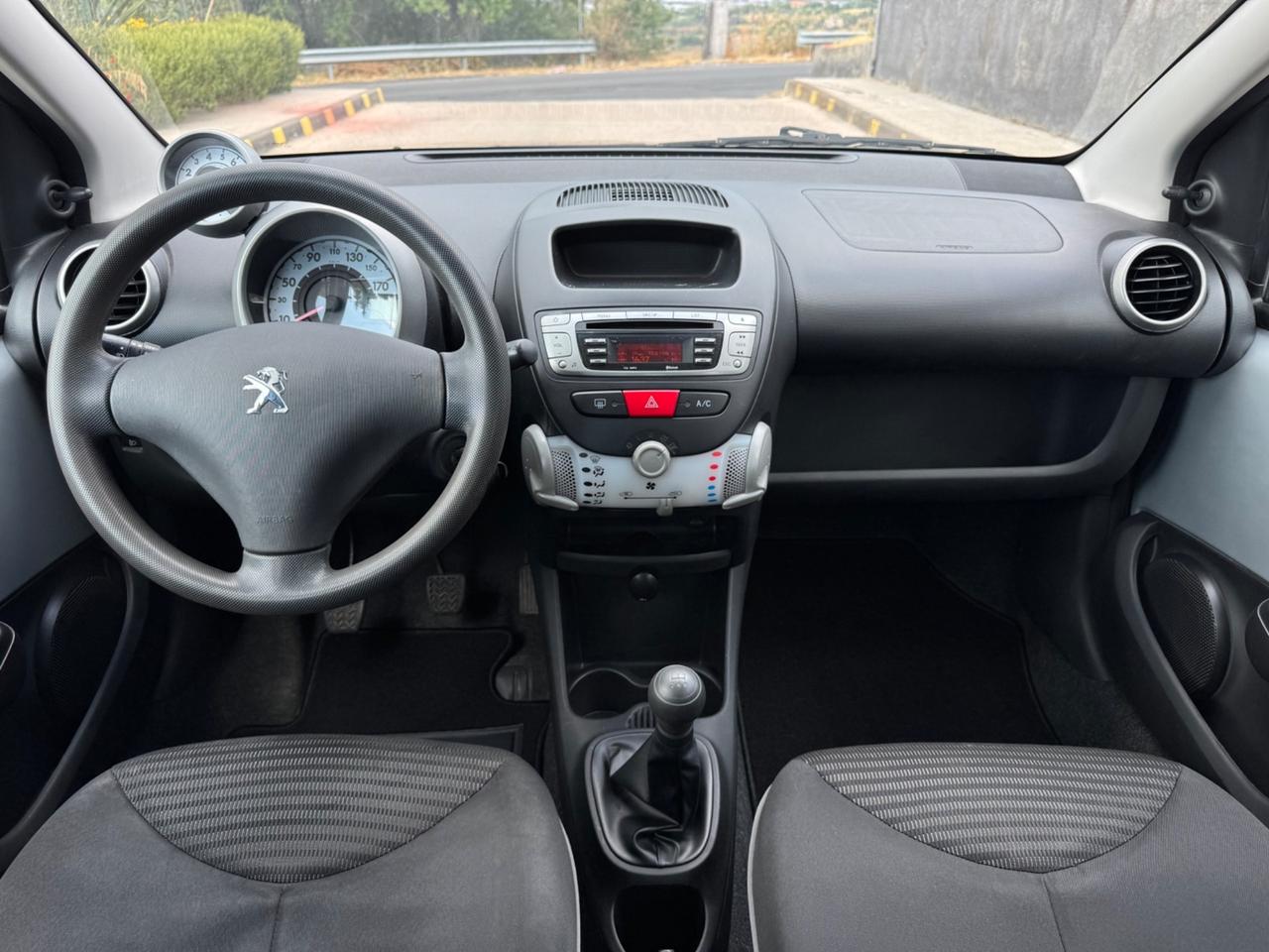 Peugeot 107 1.0 CLIMATIZZATORE