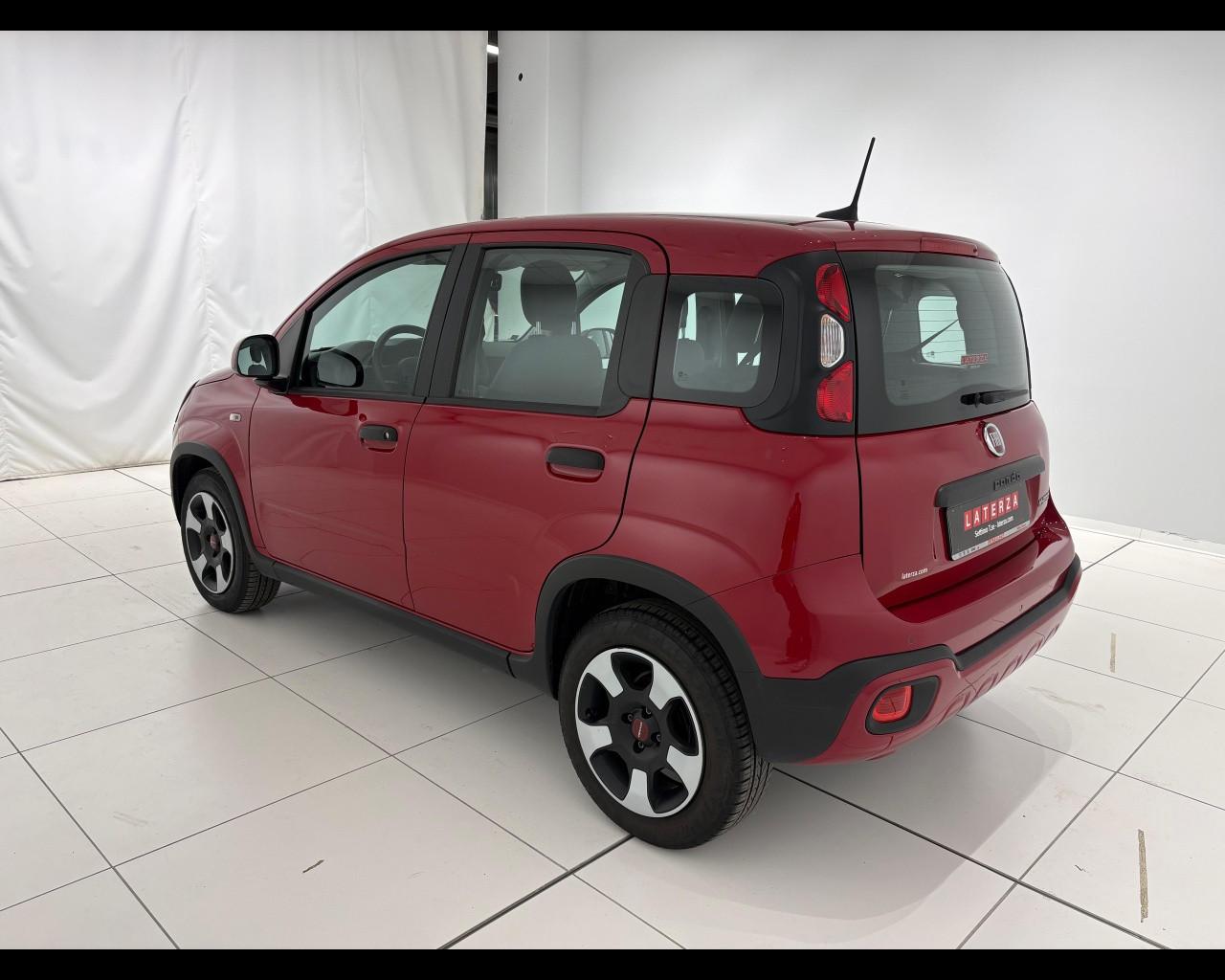 FIAT Panda 1.0 firefly hybrid City Cross s&s 70cv 5p.ti