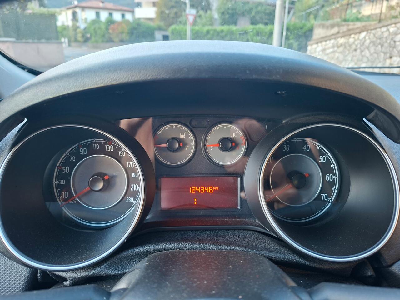 Fiat Punto 1.3 MJT / 5PORTE / DA NEOPATENTATI / EURO 6B