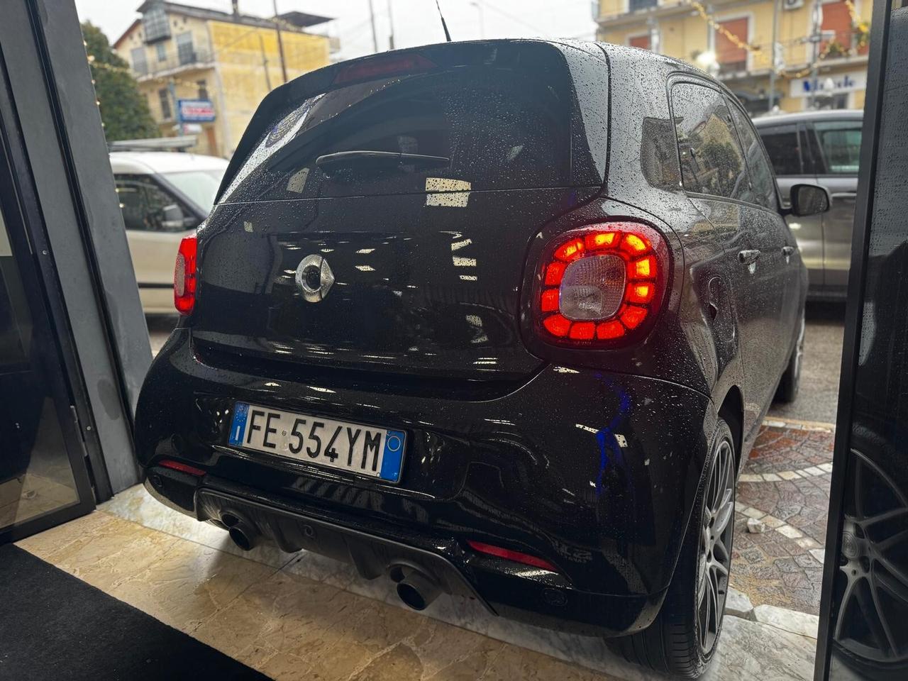 Smart ForFour 70 1.0 twinamic Allestimento Brabus