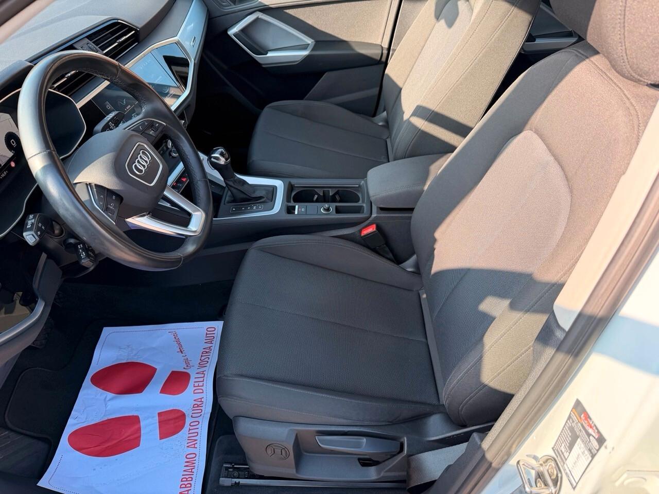 Audi Q3 2.0 tdi 150 cv Business S-tronic