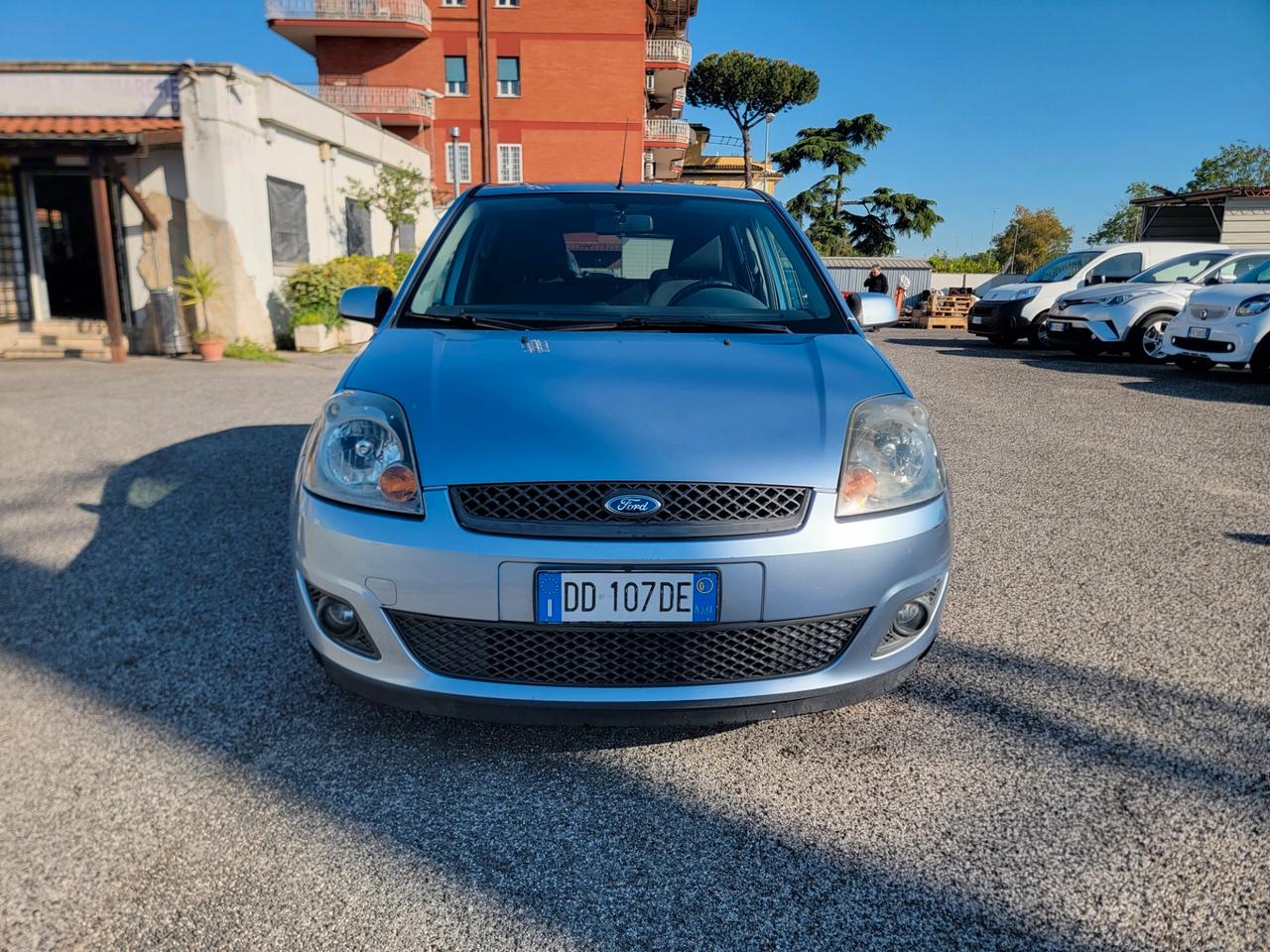 Ford Fiesta tdci 1.4 titanium 5 porte