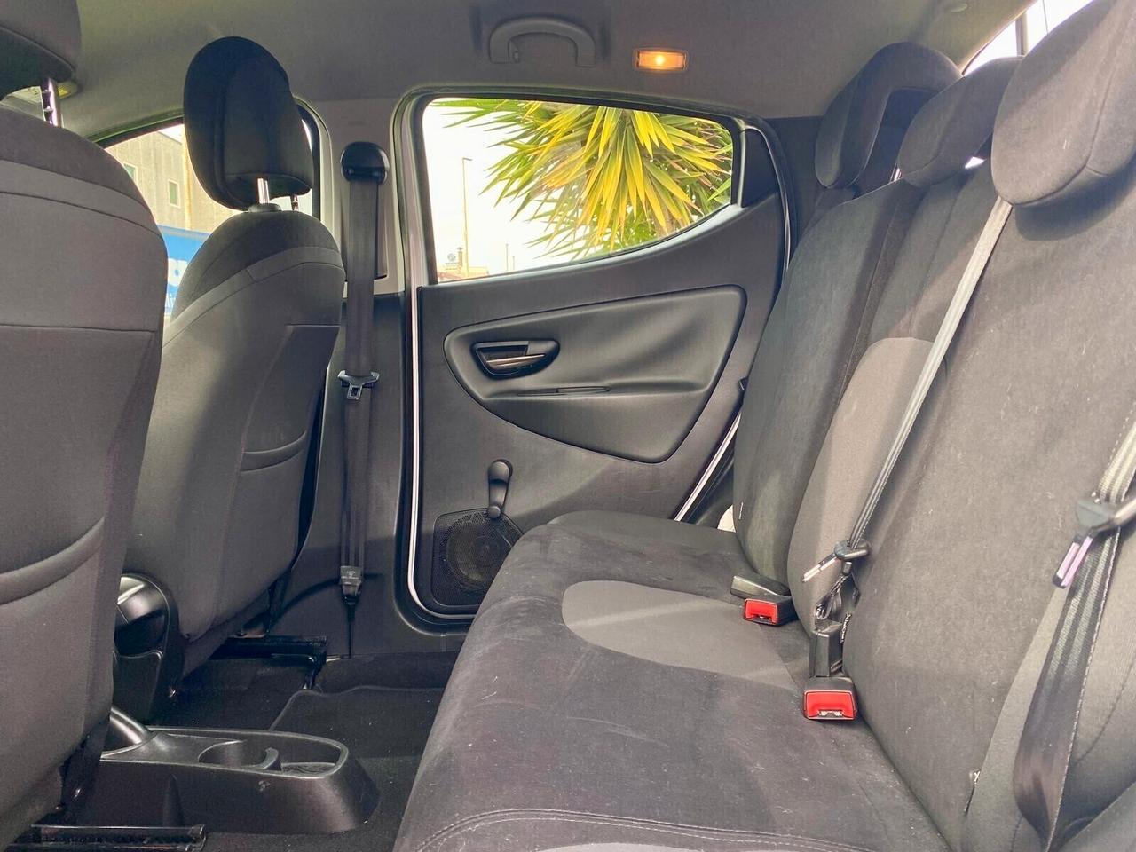 Lancia Ypsilon 1.3 MJT 16V 95 cv. 5 porte S&S Gold