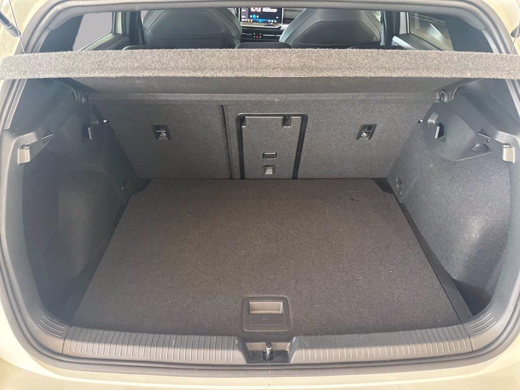 VOLKSWAGEN Golf 1.5 etsi r-line 150cv dsg del 2024