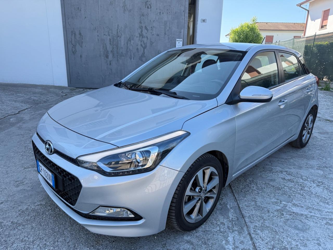 HYUNDAI I20 1.1 DIESEL POCHI KM 2019 EURO 6B