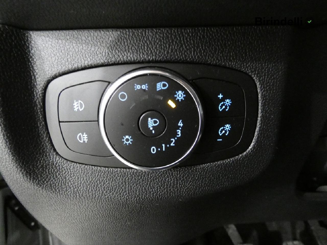 FORD Tourneo Courier 2ªs - Tourneo Courier 1.0 EcoBoost Titanium