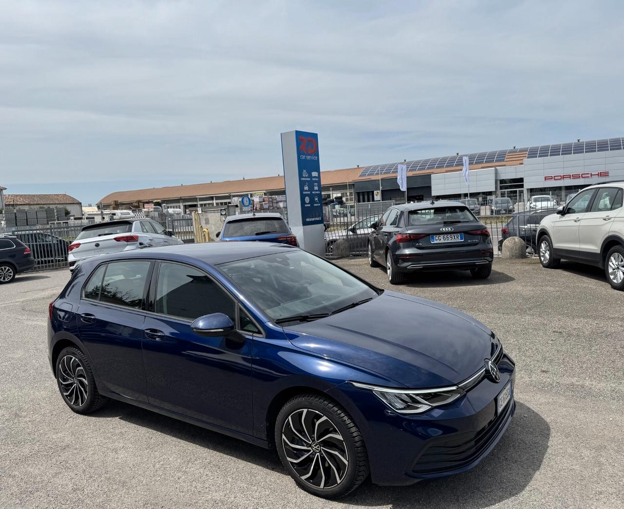 Volkswagen Golf 1.0 etsi evo Life 110cv dsg / NO VINCOLI