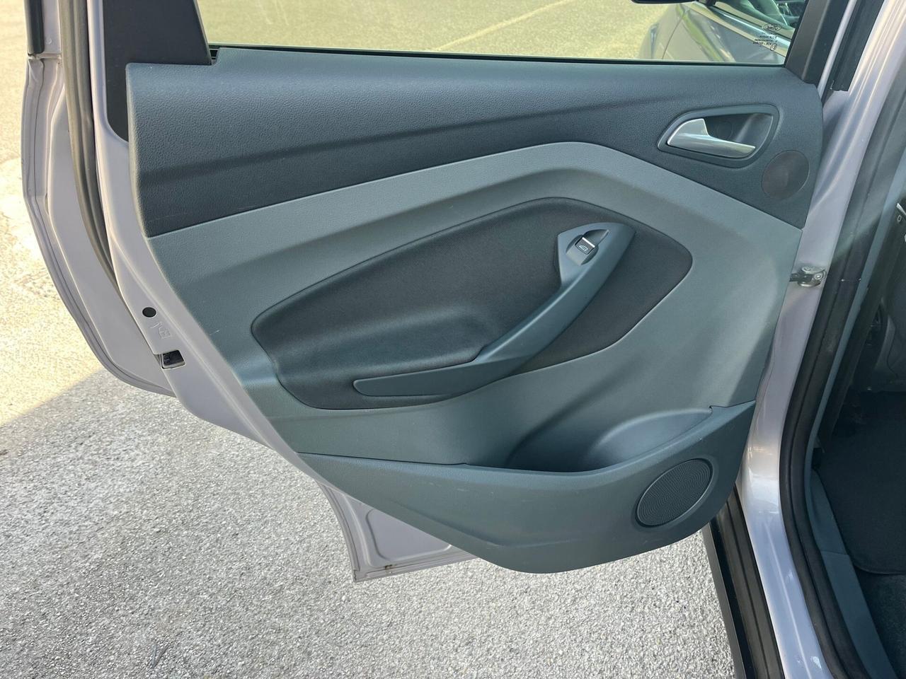 Ford C-Max 1.6 TDCi 115CV Titanium