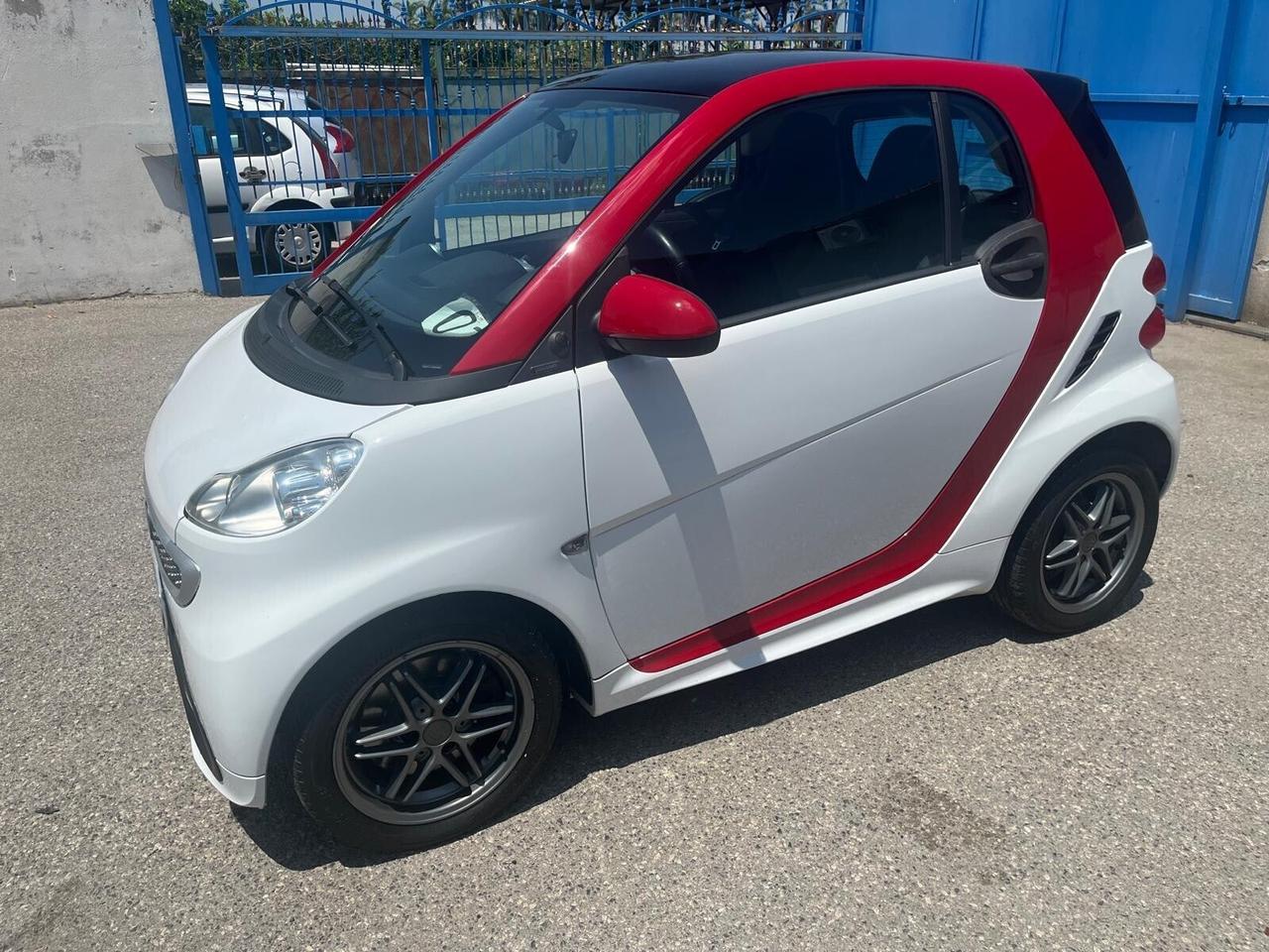 Smart for two 1.0 mhd/71 cv- km 69000-2014