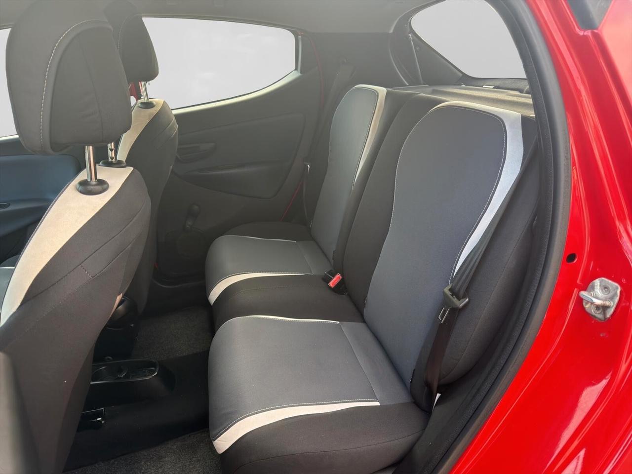 Lancia Ypsilon 0.9 TwinAir Ecochic Elefantino