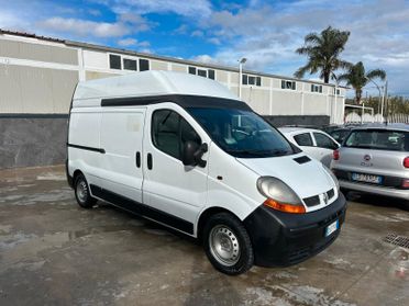 FORD TRAFIC TETTO ALTO CON PEDANA IDRAULICA