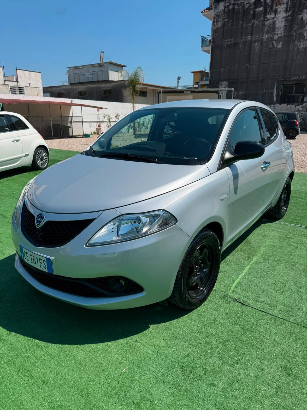 Lancia Ypsilon 1.0 FireFly 5 porte S&S Hybrid Ecochic Gold