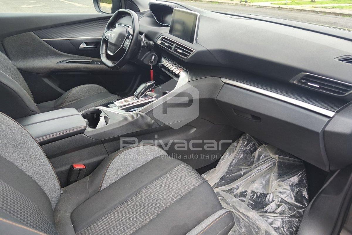 PEUGEOT 3008 BlueHDi 130 S&S EAT8 Business