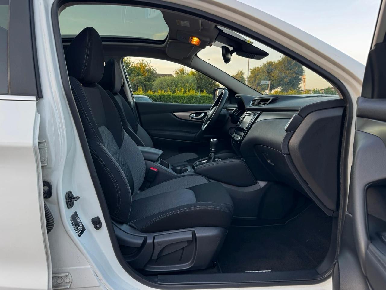 Nissan Qashqai 1.5 Dci N-xconnect fuoristrada/suv 5 porte