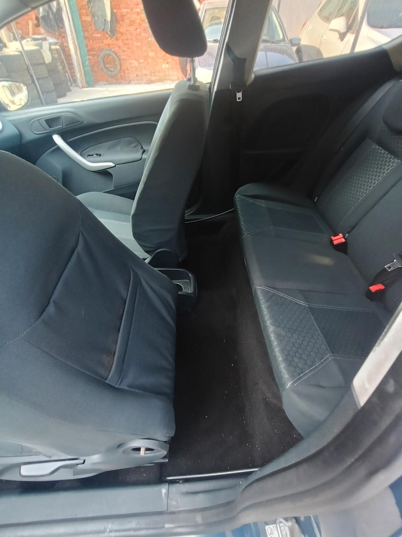 Ford Fiesta 1.4. 3 porte Titanium