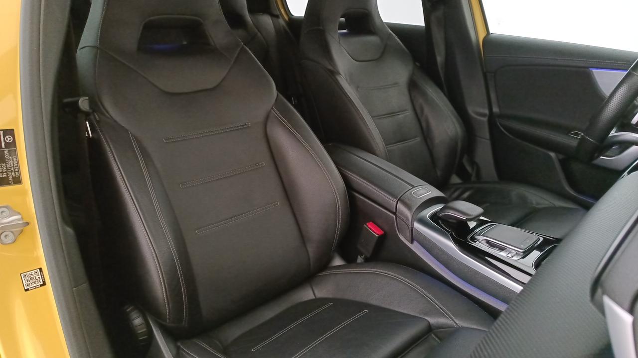 Mercedes-Benz Classe A - W177 2018 - A AMG 35 4matic auto