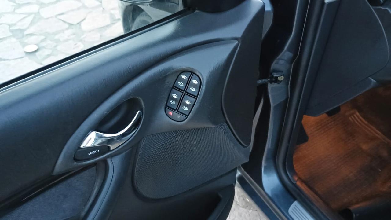 Ford Focus 1.8 TDCi (115CV) cat 5p. Zetec