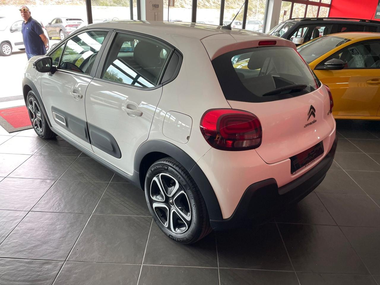 CITROEN C3 1.2 SHINE 83cv