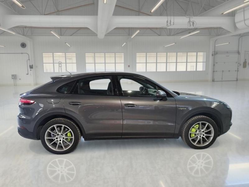 PORSCHE CAYENNE 3.0 V6 E-Hybrid COUPE