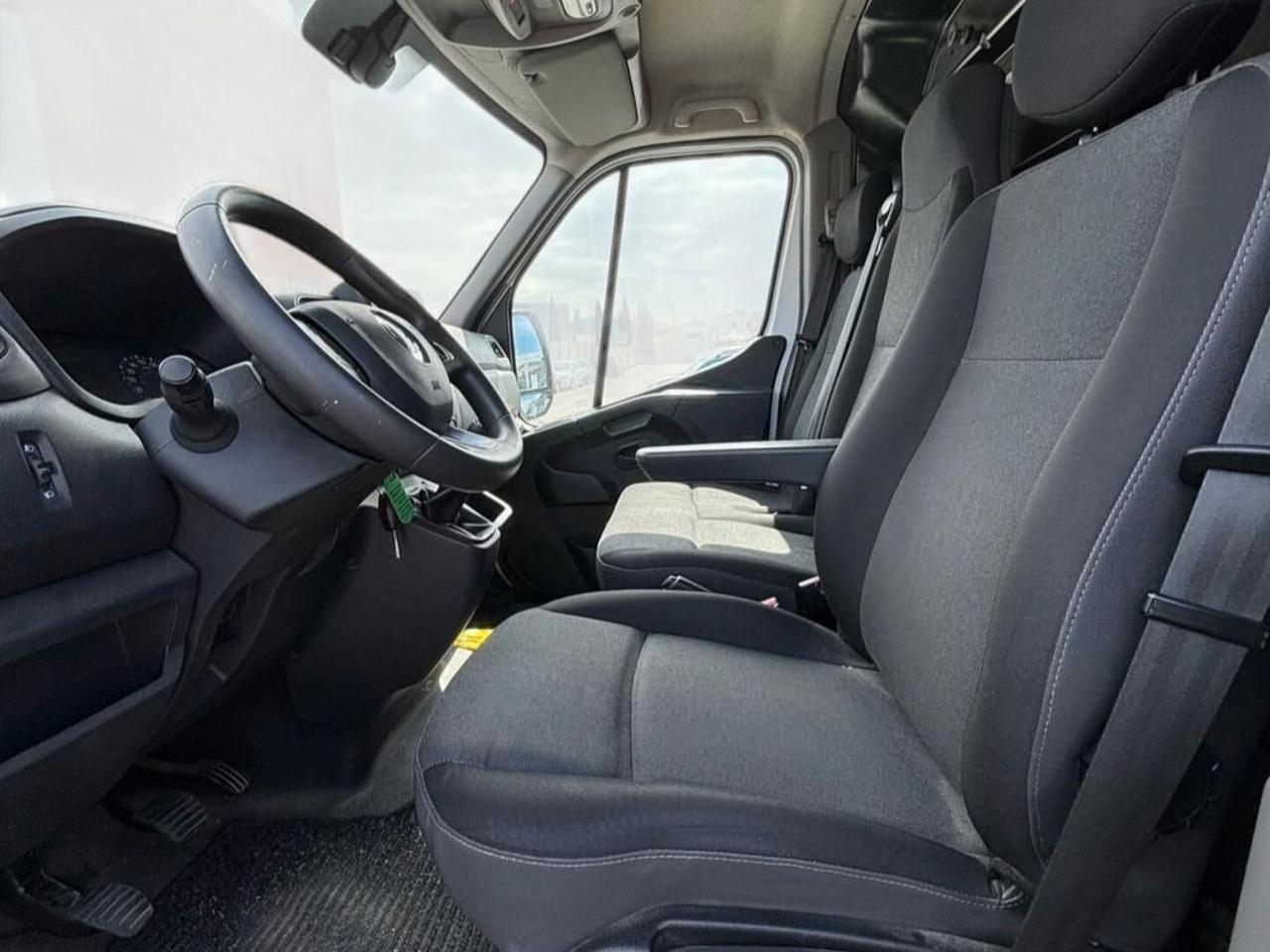 Renault Master T35 2.3 dci 135cv L2H2 Ice