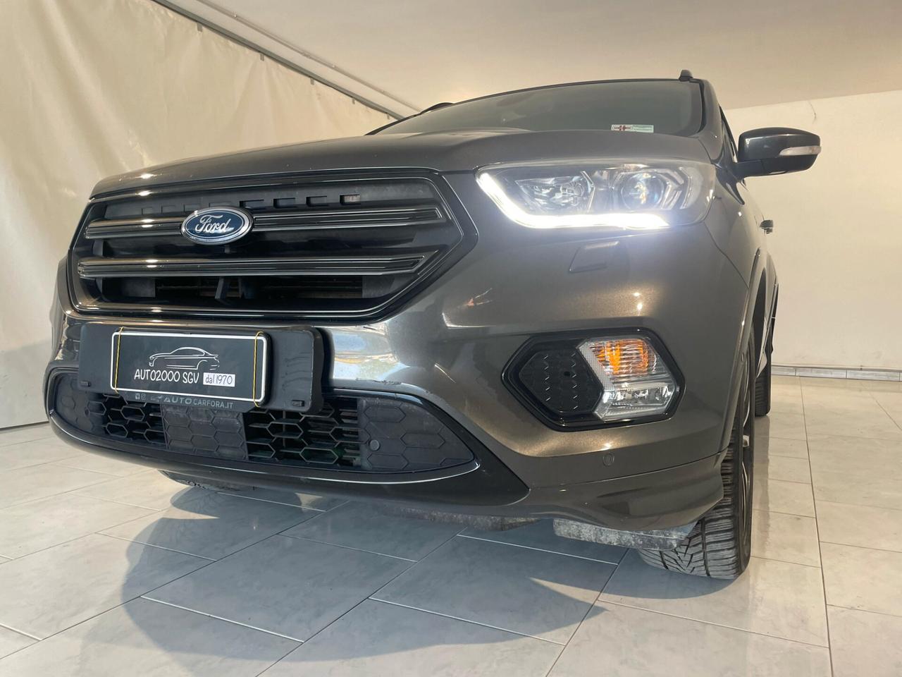 Ford Kuga 2.0 TDCI 150 CV S&S 4WD Powershift ST-Line