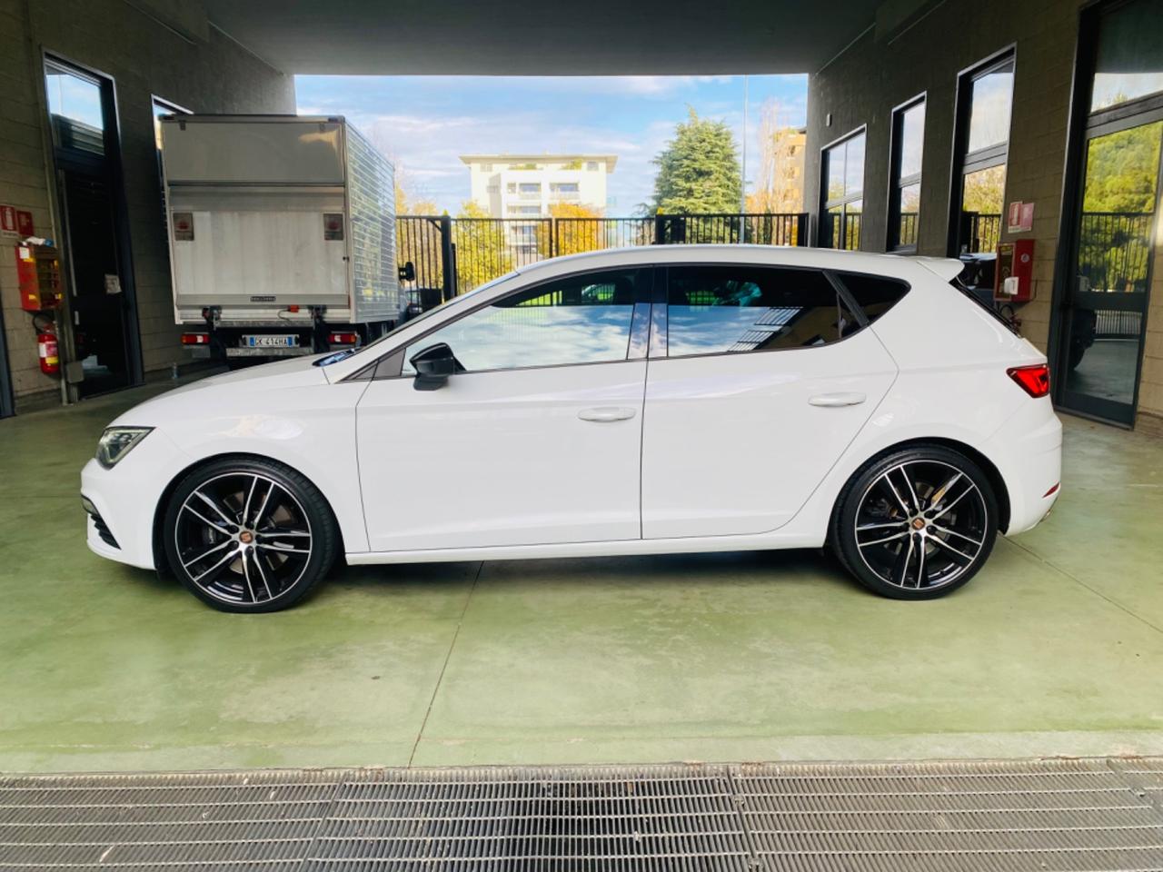 Seat Leon 2.0 TSI DSG 5p. Cupra 290Cv