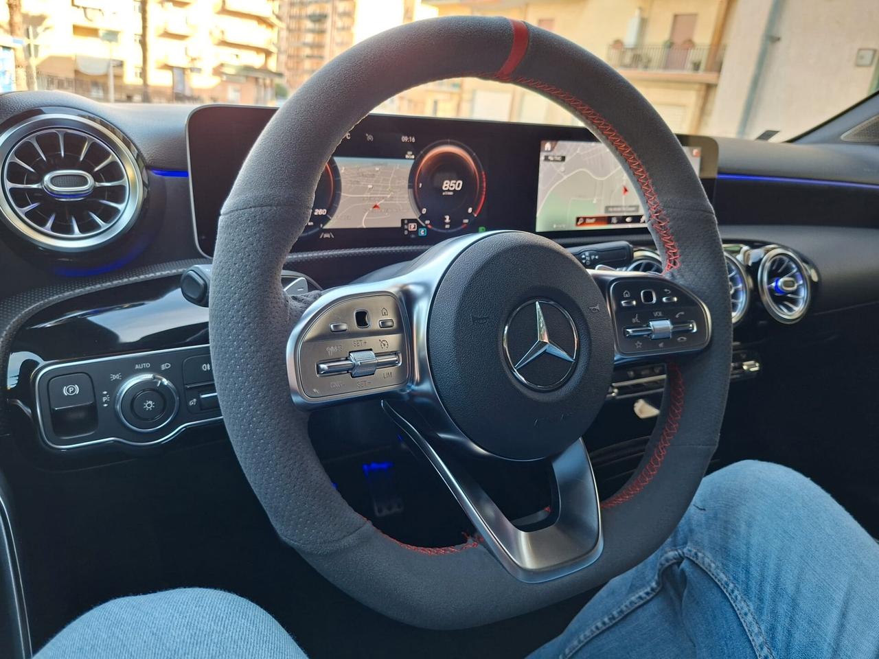 MERCEDES Classe A 180d Automatic AMG Premium