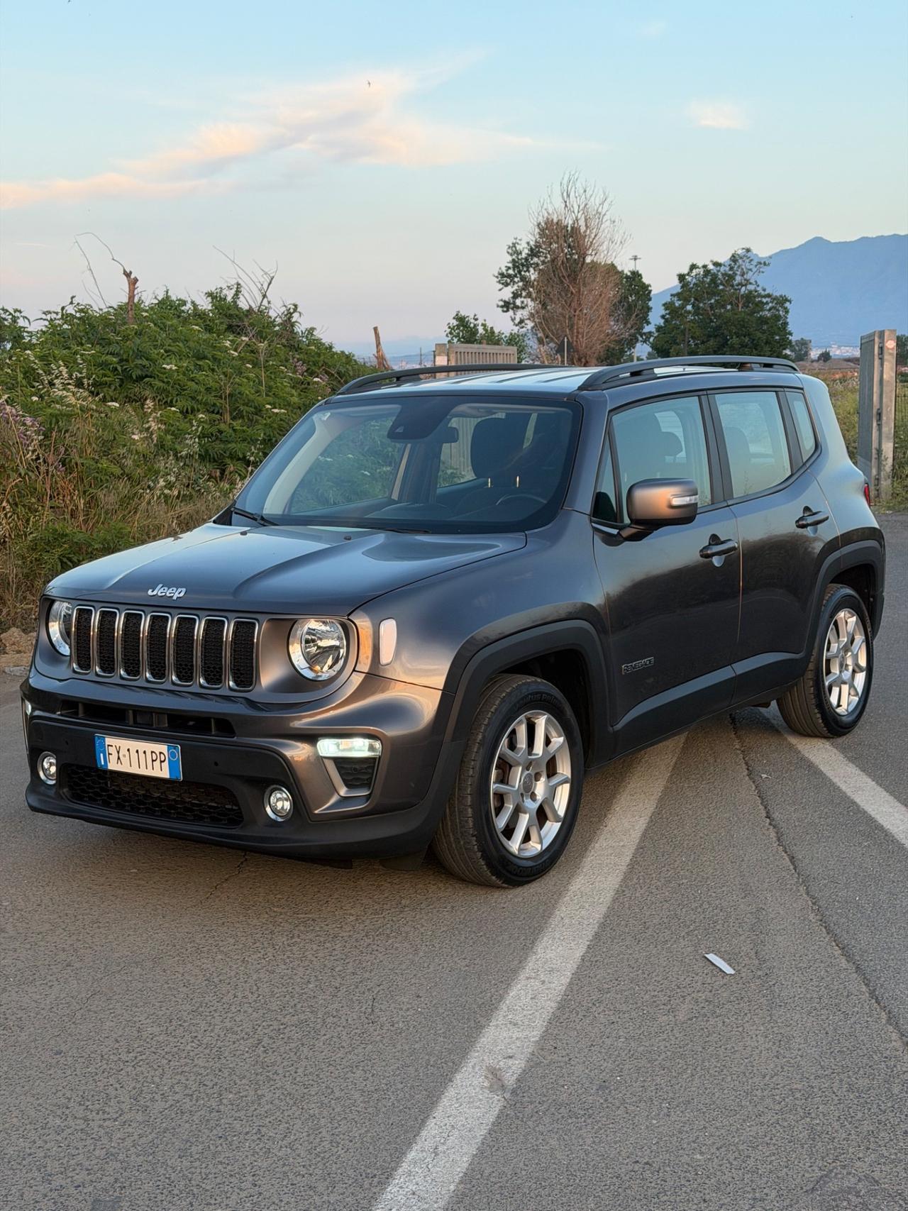 Jeep Renegade 1.3 T4 Cilindri Limited automatico
