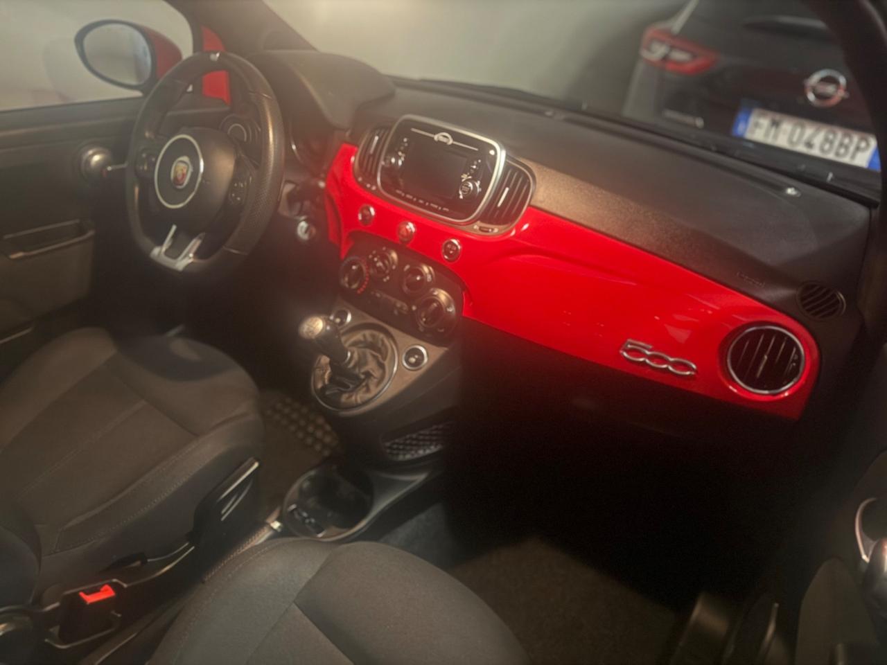 Abarth 595 C 1.4 Turbo T-Jet 145 CV