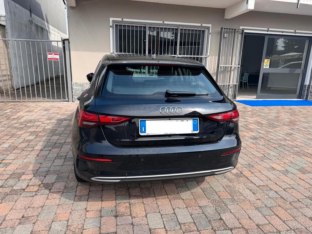 Audi A3 SPB 30 g-tron S tronic line edition